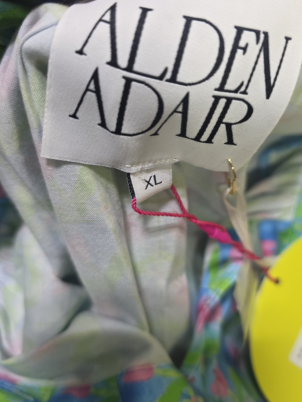 Alden Adair NWT XL Alden Blue & Pink Floral Ruffled-Neck Cap Sleeve Top - Picture 3 of 5